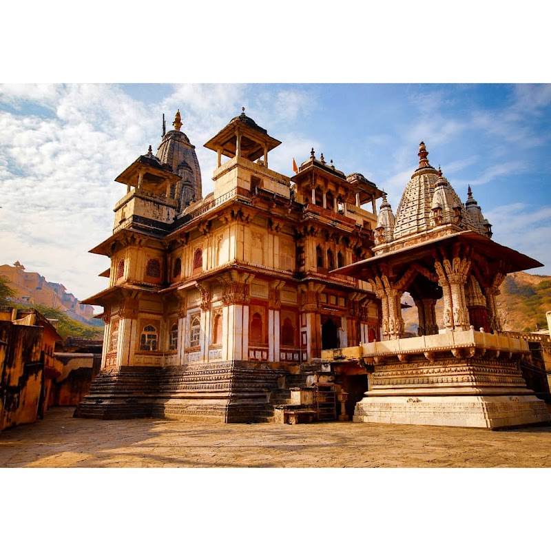 Shri Jagat Shiromani ji Temple ( Meera mandir )