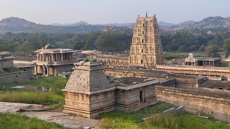 Temples on Hemakuta Hill
