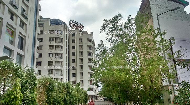 Grand Geejgarh Tower