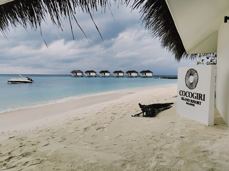 CocoGiri island resort