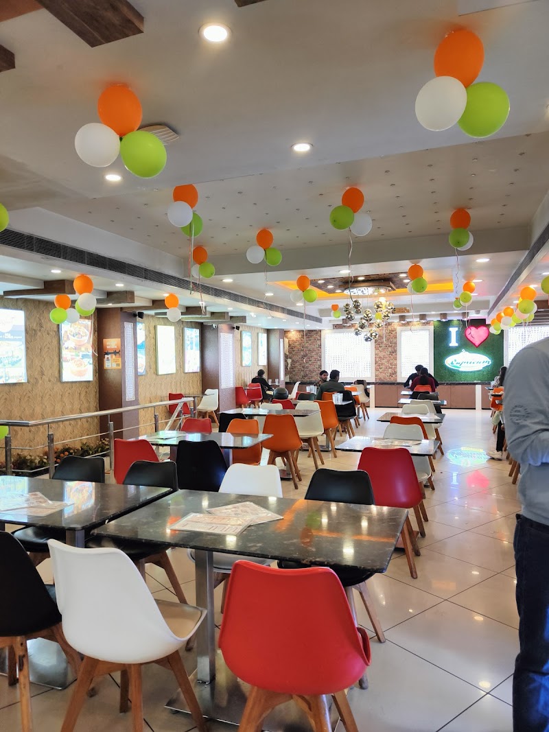 Capsicum Food Court | Best Restaurant in Varanasi | Best Family Restaurant in Varanasi | Best Food Court in Varanasi