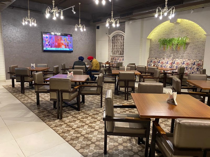 Novelty Sweets & Restaurant