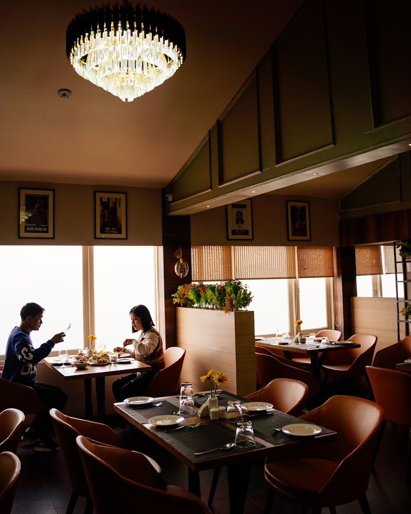 Grains Pure Veg by Udaan Nirvana, Darjeeling