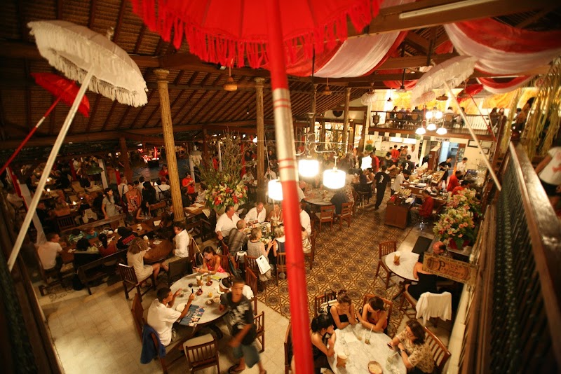 Made's Warung Seminyak