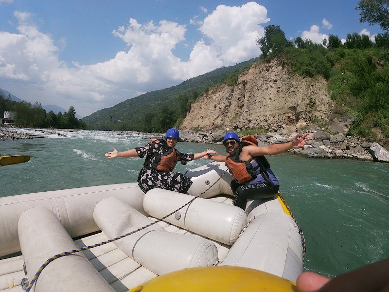 Kullu Manali River rafting