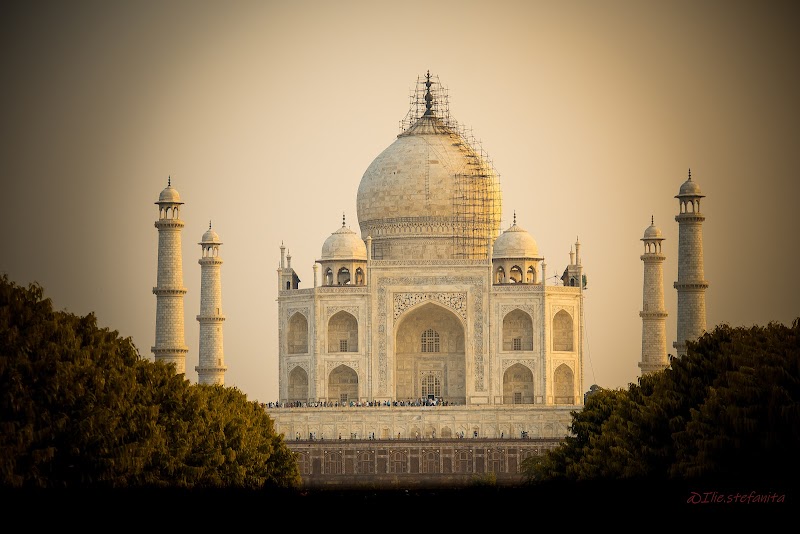 Mehtab Bagh taj view point