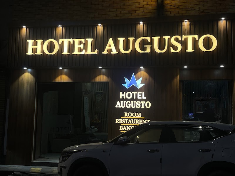 HOTEL AUGUSTO VARANASI