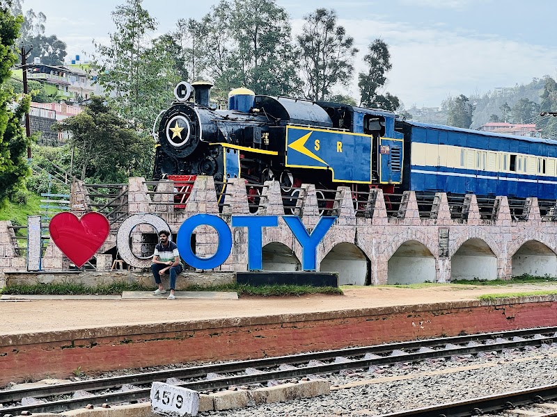 Udagamandalam Railway station viewpoint