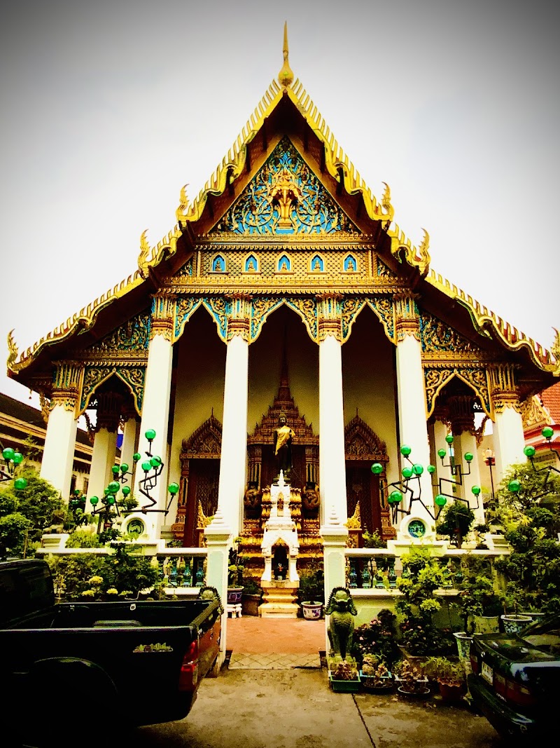 Wat Khlong Toei Nai