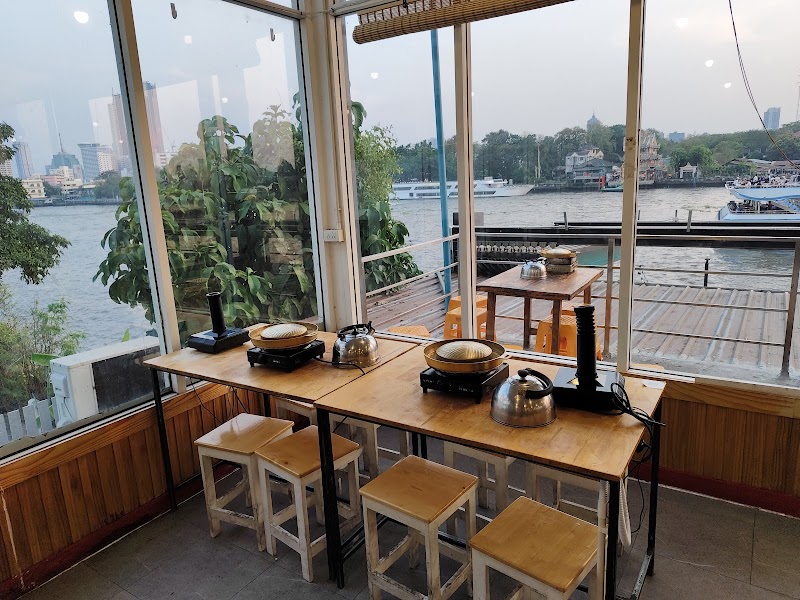 BBQ RoofTop River View