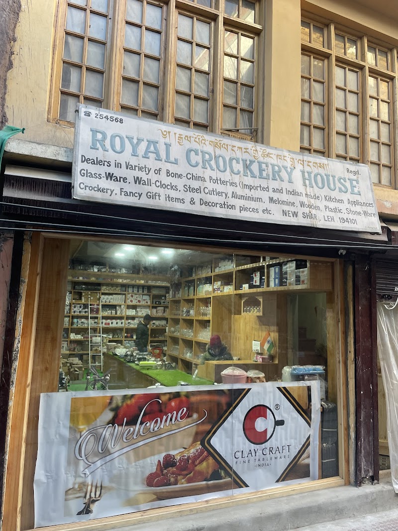Royal crockery - hotel crockery supply