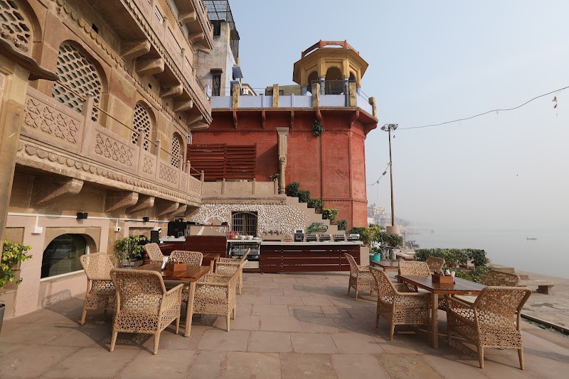 Guleria Kothi Hotel
