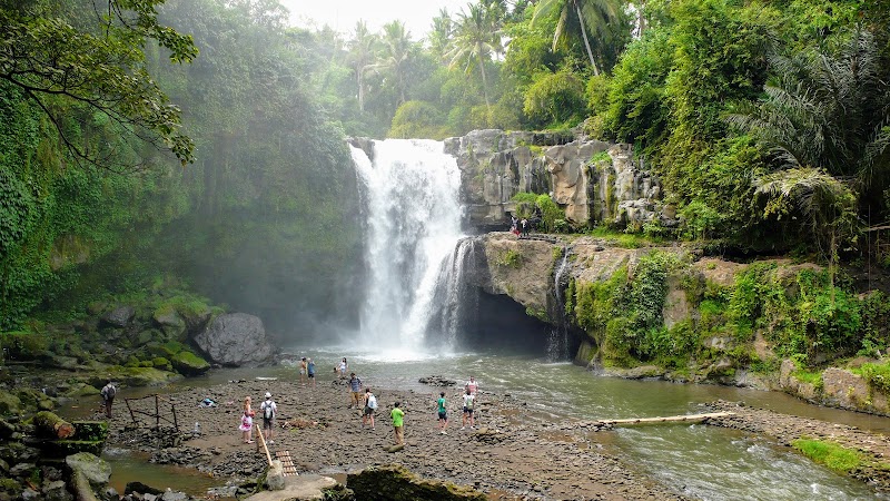 Tegenungan Waterfall
