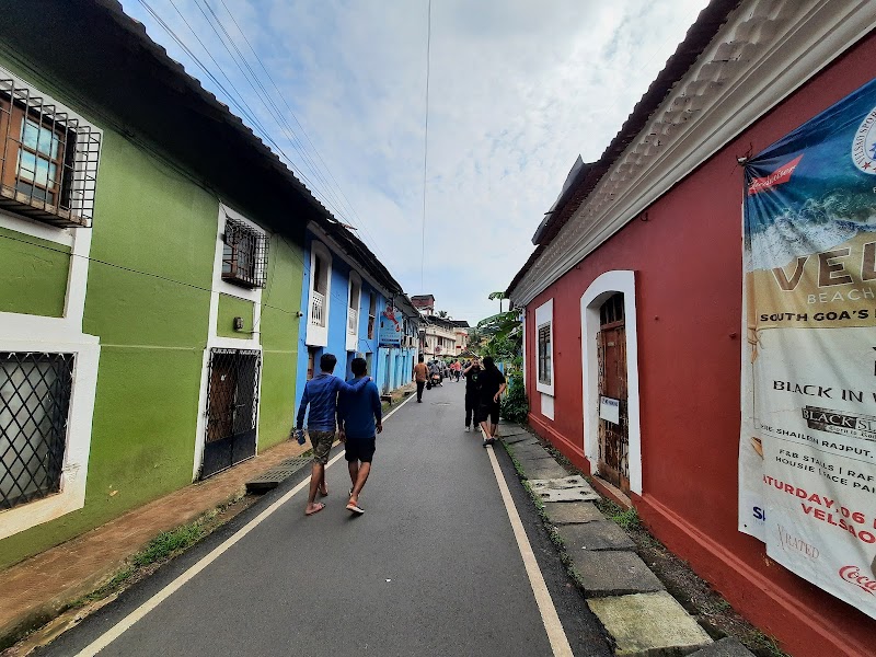Fountainhas bridge art