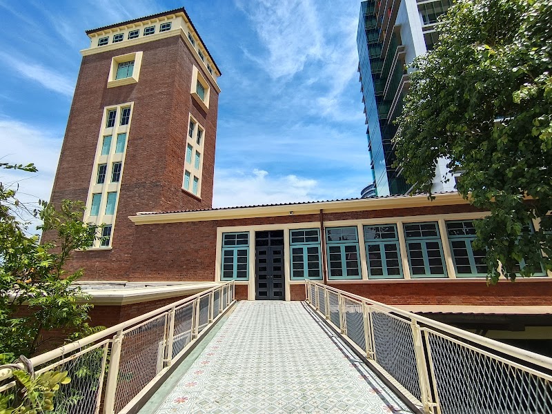 Siriraj Bimuksthan Museum