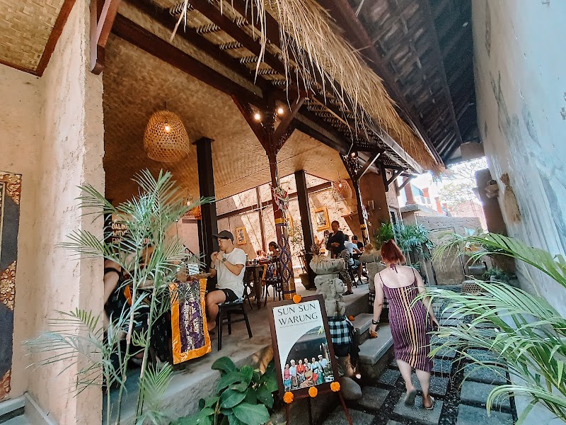 Sun Sun Warung