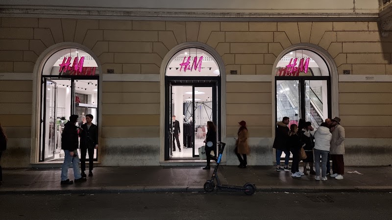 H&M