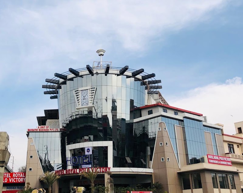 Hotel Royal Polovictory & Bar