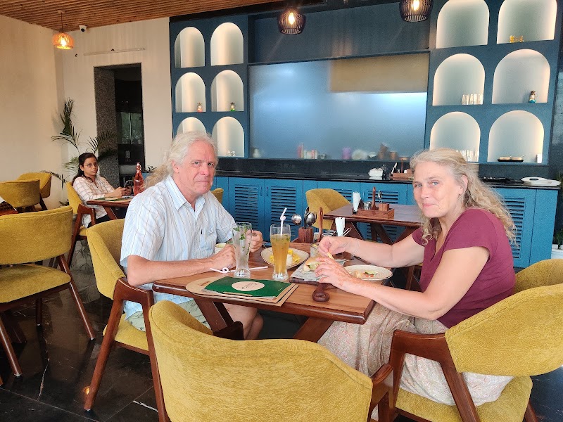 Cafesa - Pure Veg. Multi Cuisine Cafe and Restaurant