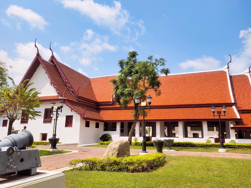 Phra Racha Wang Derm (Thonburi Palace)