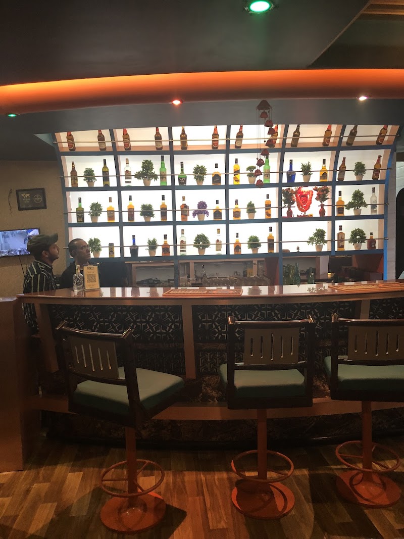 Regal Bar & Restaurant