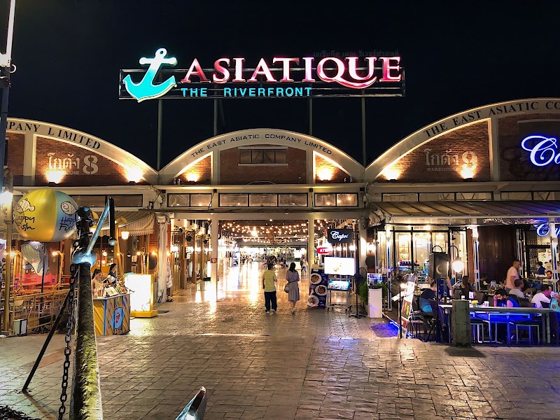 Asiatique The Riverfront