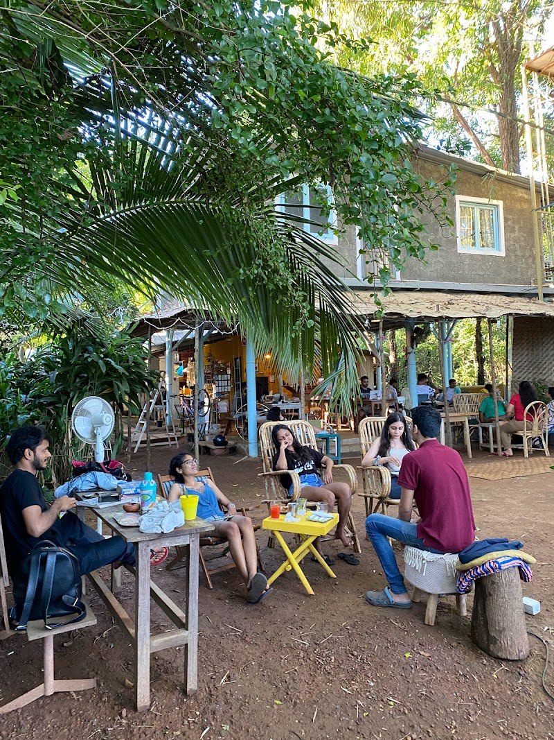 Barefoot Goa : Coffee, Cocktails, Clean food & Gigs