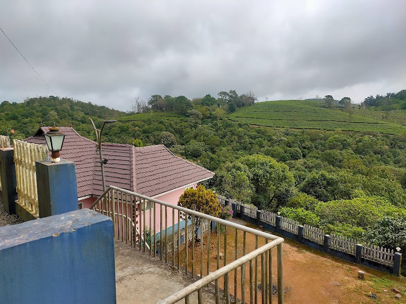 Silver Cloud Castle Resort