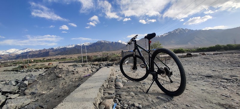 Riverside Public Park