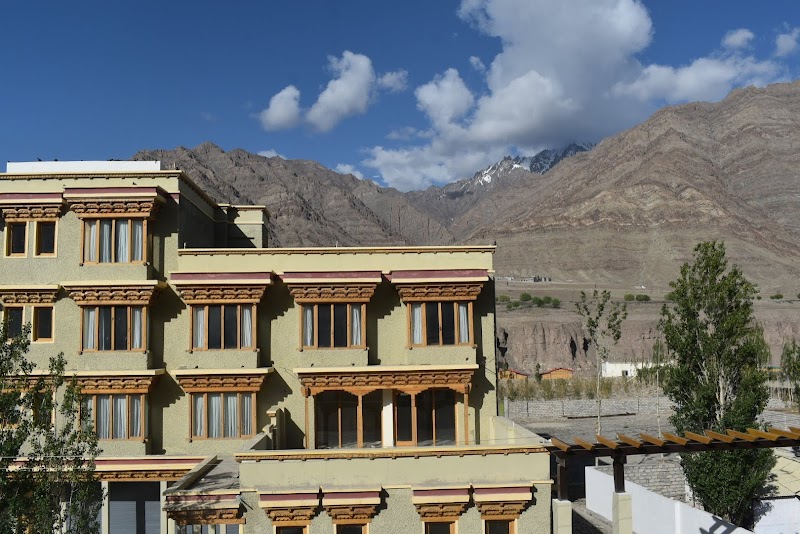 PEACE LAND GUEST HOUSE