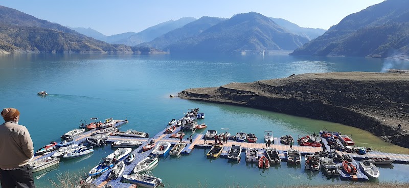Tehri lake view resorts and cottages
