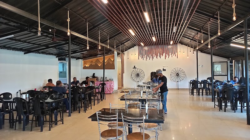 Anoki Restaurant and Resorts