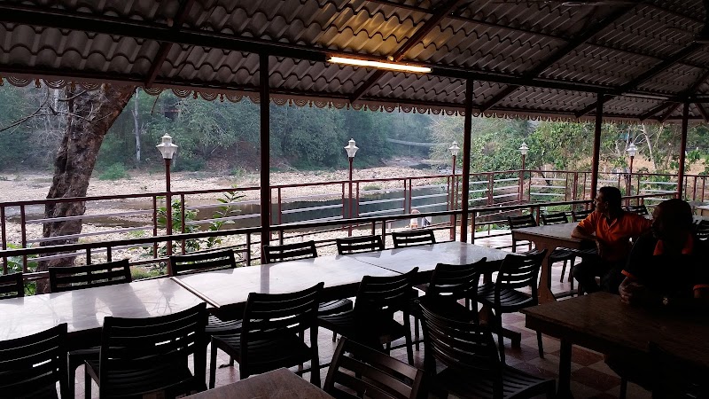 River county restaurant