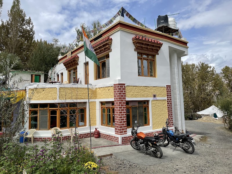 AMA GUESTHOUSE NUBRA VALLEY