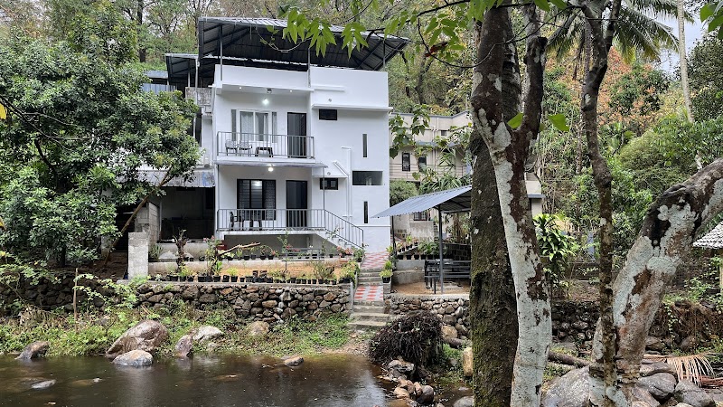 Riverside Bliss villa home stay