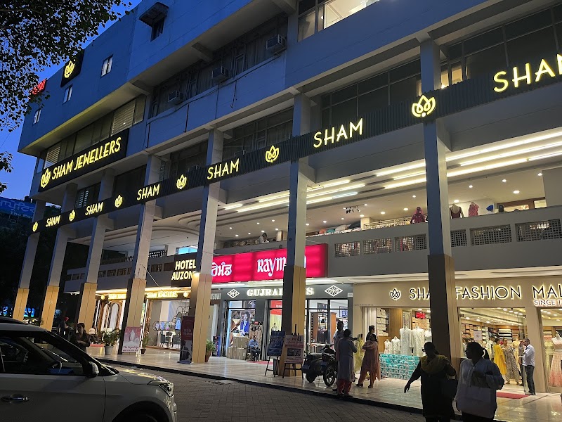 Sham Fashion Mall